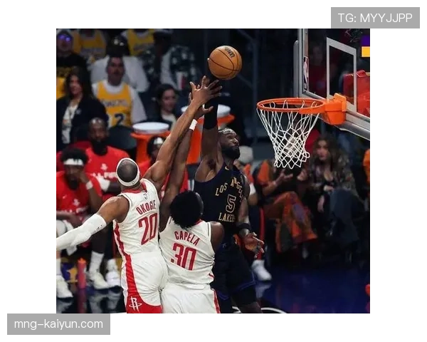 湖人101-94再胜火箭，系列赛2-0领先，詹姆斯28分8板7助